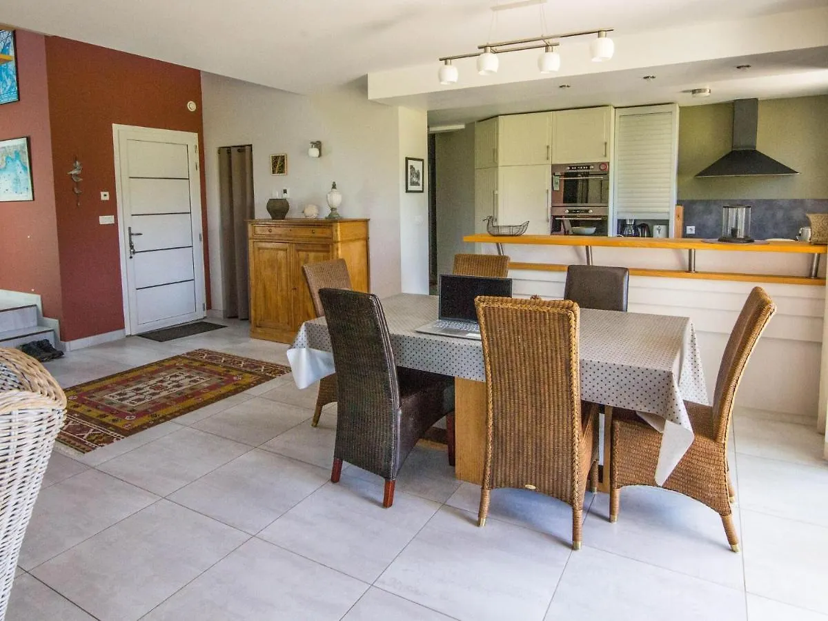 Comfortable Villa Near Beach, Plougasnou 0*,  France